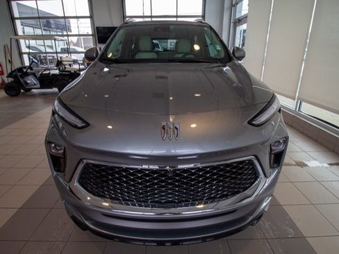 Used 2024 Buick Encore GX Avenir w/ Avenir Technology Package image 3