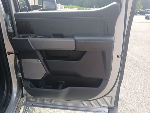 Used 2023 Ford F250 Lariat w/ Black Appearance Package image 45