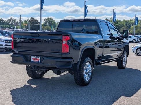 Certified 2024 Chevrolet Silverado 2500 High Country w/ Technology Package AWD/4WD image 3