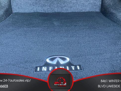 Used 2018 INFINITI Q50 Luxe w/ Essential Package (3.0T Luxe) image 9