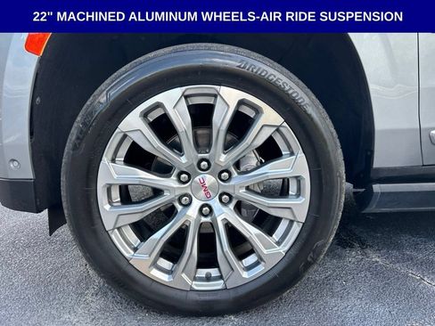 Used 2024 GMC Yukon XL Denali w/ Advanced Technology Package AWD/4WD image 12