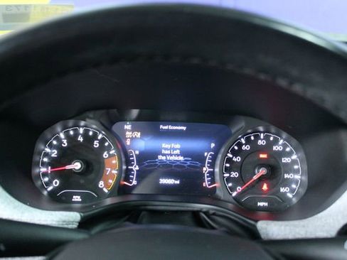 Used 2022 Jeep Compass Latitude image 17