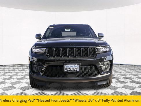 New 2025 Jeep Grand Cherokee Altitude image 10