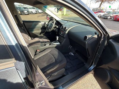 Used 2013 Nissan Rogue S image 13