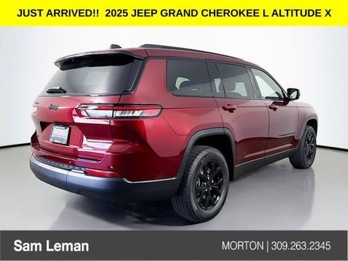 New 2025 Jeep Grand Cherokee L Altitude image 7