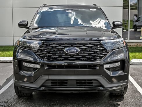 Certified 2024 Ford Explorer ST-Line w/ Class IV Trailer Tow Package AWD/4WD image 4