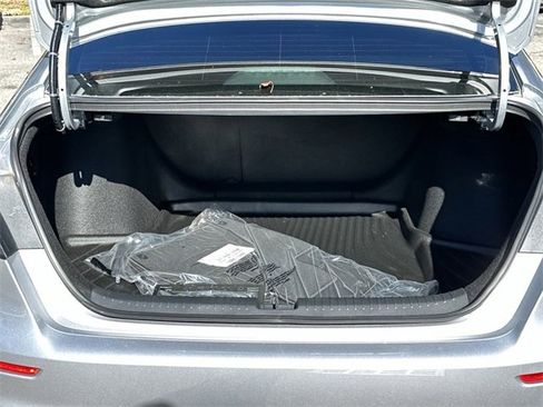 Used 2024 Honda Accord Sport image 40