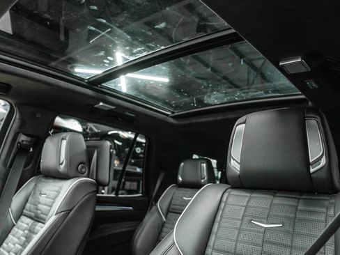 Used 2026 Cadillac Escalade V image 17