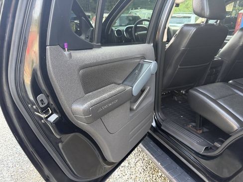 Used 2010 Ford Explorer Sport Trac Limited AWD/4WD image 14