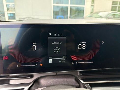 Used 2026 Kia Carnival FWD image 10