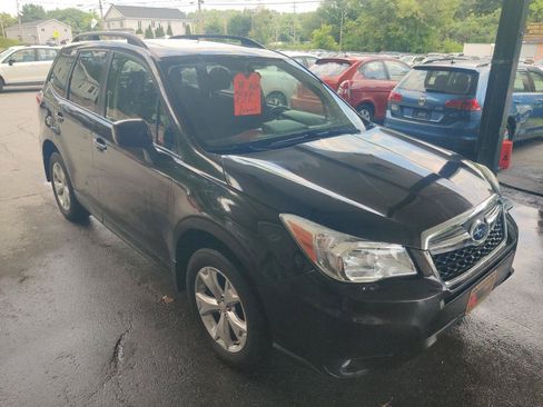 Used 2014 Subaru Forester 2.5i Premium w/ All-Weather Package AWD/4WD image 8