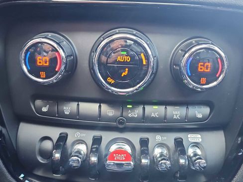 Used 2020 MINI Cooper Clubman S w/ Storage Package image 19