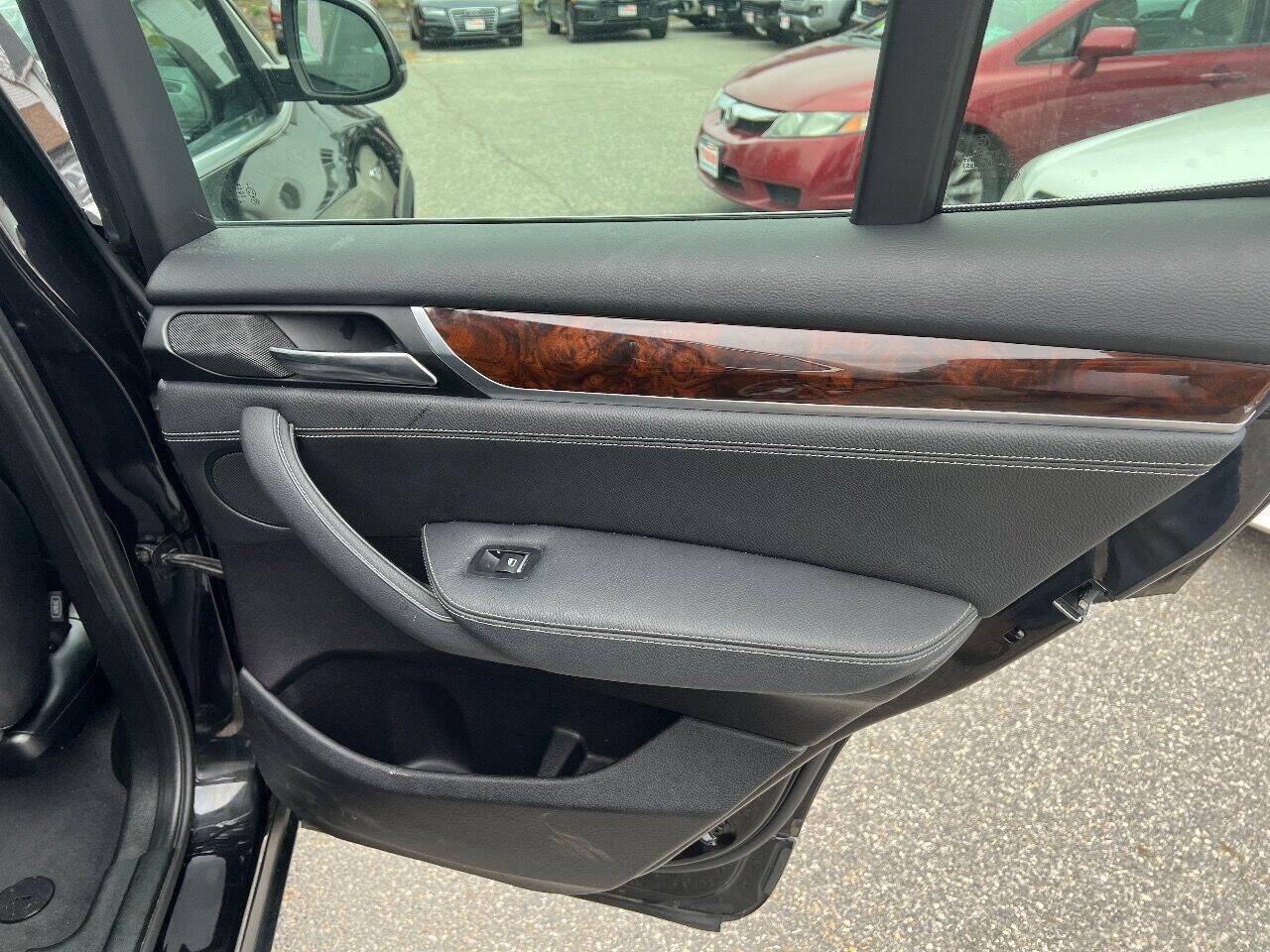 Used 2016 BMW X3 xDrive28i AWD/4WD image 15