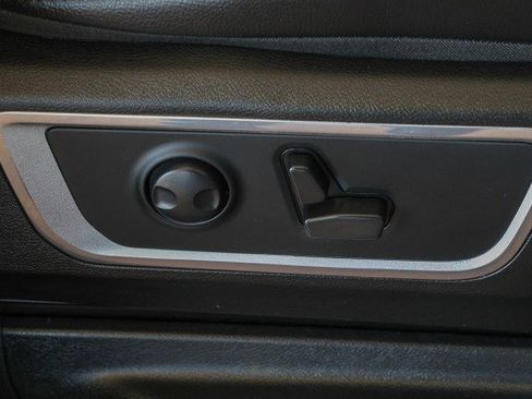 Used 2022 RAM 1500 Laramie image 34