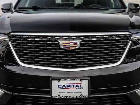 Used 2023 Cadillac XT6 Premium Luxury AWD/4WD image 9