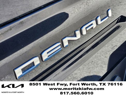 Used 2022 GMC Sierra 1500 Denali w/ Denali Reserve Package AWD/4WD image 11