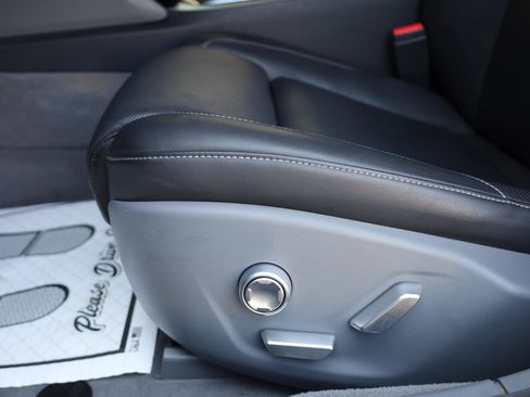 Used 2024 Lucid Air Touring AWD/4WD image 17