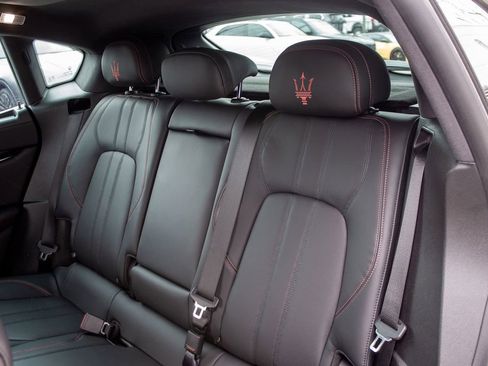 Used 2024 Maserati Levante GT Ultima AWD/4WD image 22