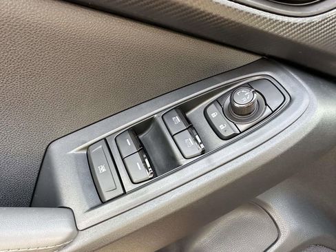 Certified 2025 Subaru Crosstrek 2.0i Premium image 33