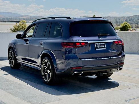 New 2026 Mercedes-Benz GLS 450 4MATIC image 9