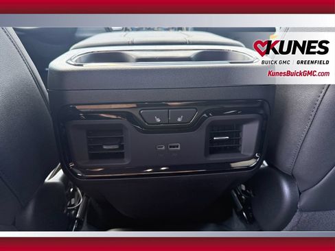 New 2026 GMC Sierra 1500 AT4 w/ AT4 Premium Package AWD/4WD image 34