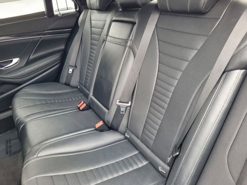 Used 2015 Mercedes-Benz S 550 Sedan image 16