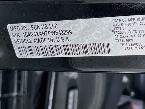 Used 2023 Jeep Wrangler Sport AWD/4WD image 29