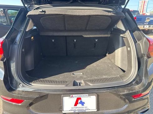 Used 2021 Buick Encore GX Preferred w/ Sport Touring Package FWD image 11