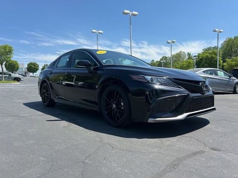 Used 2024 Toyota Camry XSE image 4