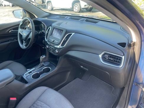 Used 2021 Chevrolet Equinox LT FWD image 29