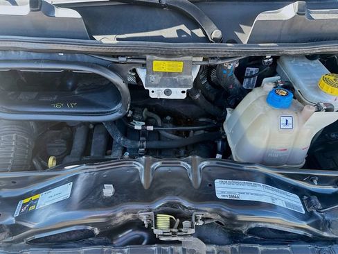 Used 2025 RAM ProMaster 2500 w/ Convenience Group FWD image 27