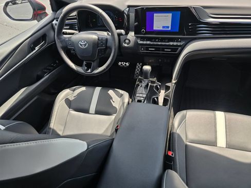 Certified 2025 Toyota Camry SE w/ Convenience Package AWD/4WD image 16