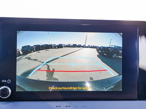 Certified 2024 Toyota Prius XLE image 25