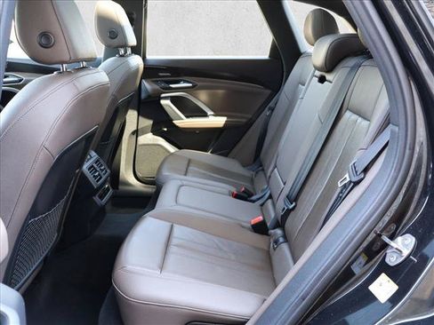 Used 2025 Audi Q5 Premium Plus AWD/4WD image 26