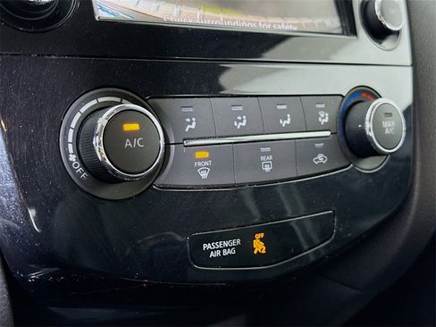 Used 2020 Nissan Rogue Sport S w/ Appearance Package image 8