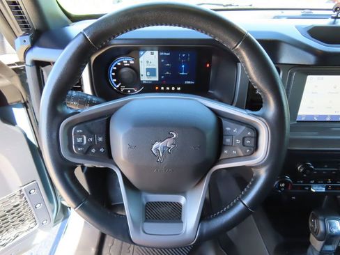 Used 2023 Ford Bronco Outer Banks AWD/4WD image 18