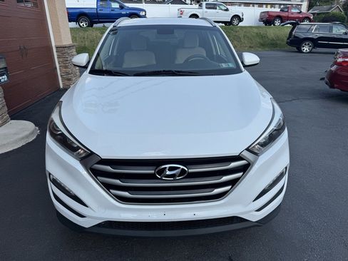 Used 2018 Hyundai Tucson SEL AWD/4WD image 3
