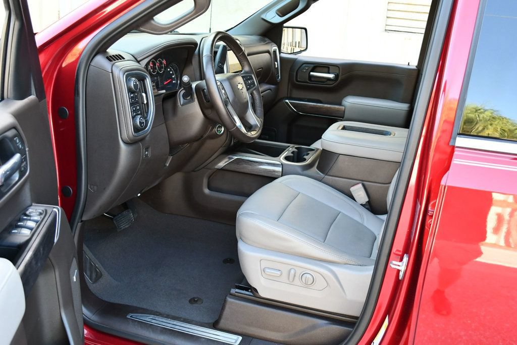 Used 2019 Chevrolet Silverado 1500 LTZ w/ LTZ Premium Package AWD/4WD image 42