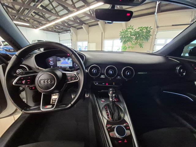 Used 2018 Audi TT 2.0T w/ Technology Package AWD/4WD image 17