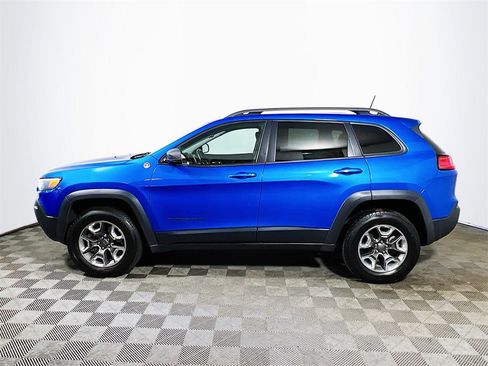 Used 2019 Jeep Cherokee Trailhawk image 5