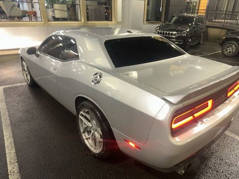 Used 2022 Dodge Challenger GT image 6