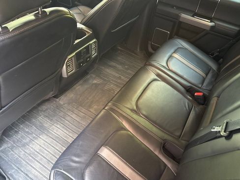 Used 2018 Ford F150 Platinum w/ Equipment Group 701A Luxury AWD/4WD image 16