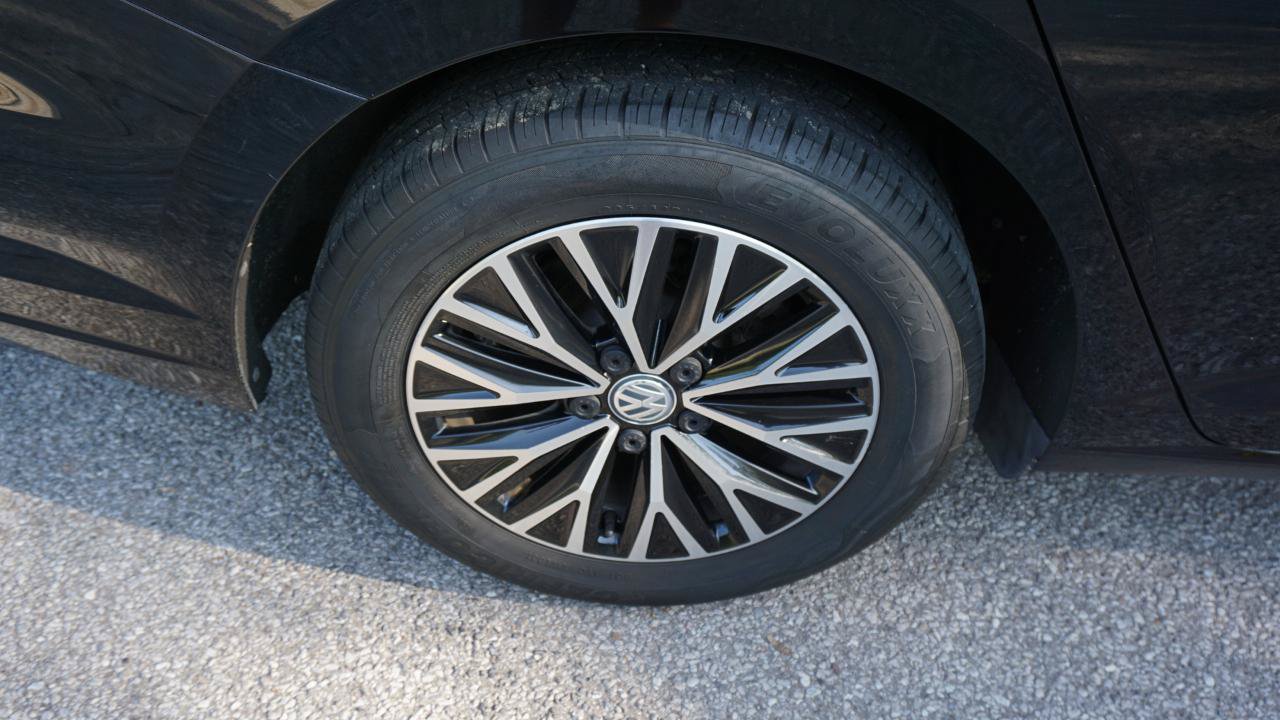 Used 2019 Volkswagen Jetta SE FWD image 11