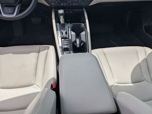 Used 2025 Honda Accord Touring image 15