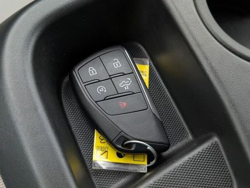 Used 2025 Chevrolet Silverado 1500 LT image 30