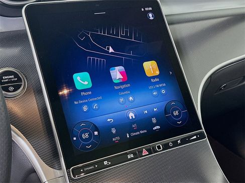 Used 2025 Mercedes-Benz GLC 300 4MATIC image 13