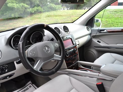 Used 2010 Mercedes-Benz ML 350 4MATIC image 8