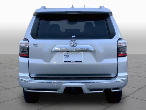 Used 2024 Toyota 4Runner Limited AWD/4WD image 5
