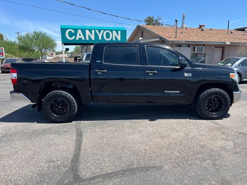 Used 2014 Toyota Tundra SR5 w/ SR5 Upgrade Package AWD/4WD image 2
