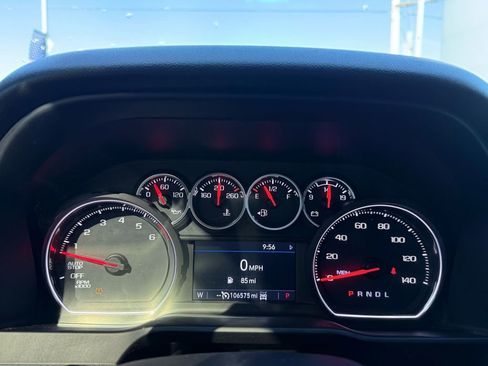 Used 2020 Chevrolet Silverado 1500 LT image 15